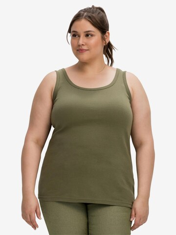 SHEEGO Top in Green: front