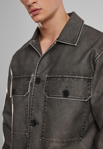 Urban Classics Between-season jacket in Black