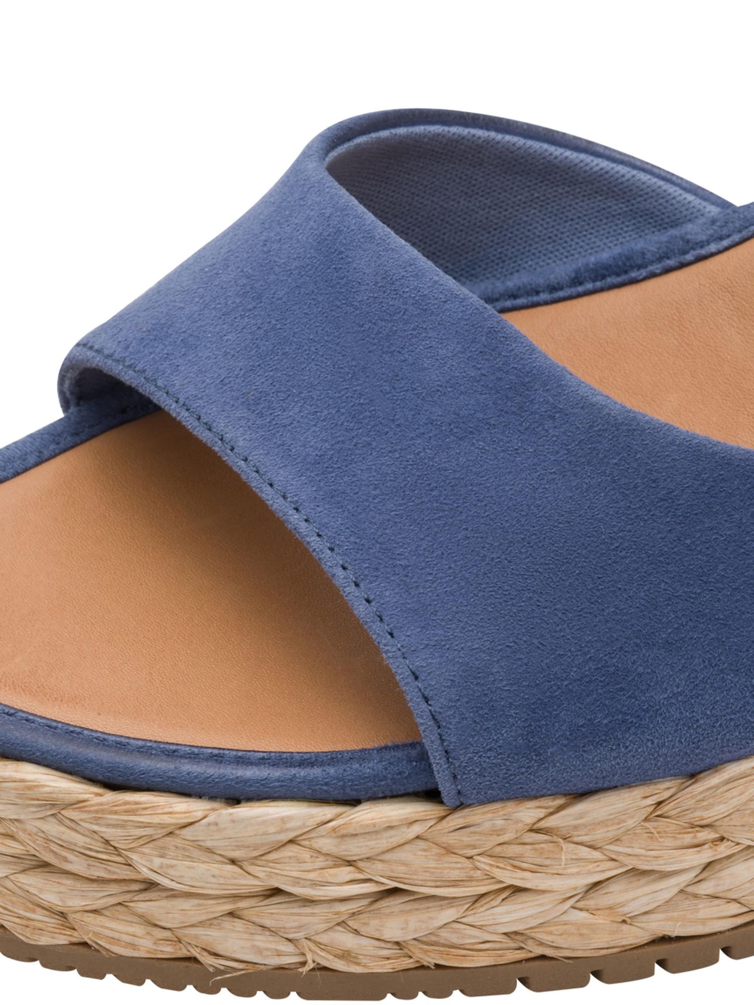 Tamaris Sandal in Blue