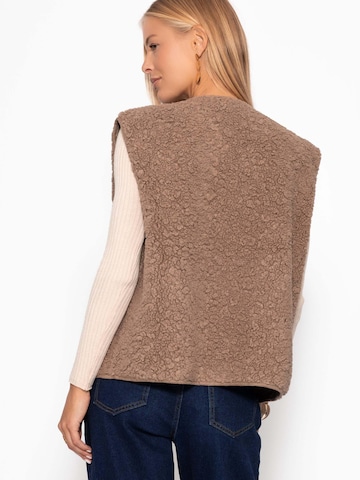 SASSYCLASSY Vest in Brown