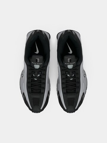 Nike Sportswear Sneaker 'SHOX R4' in Grau