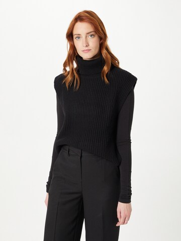Pulover 'Aurora' de la Line of Oslo pe negru: față