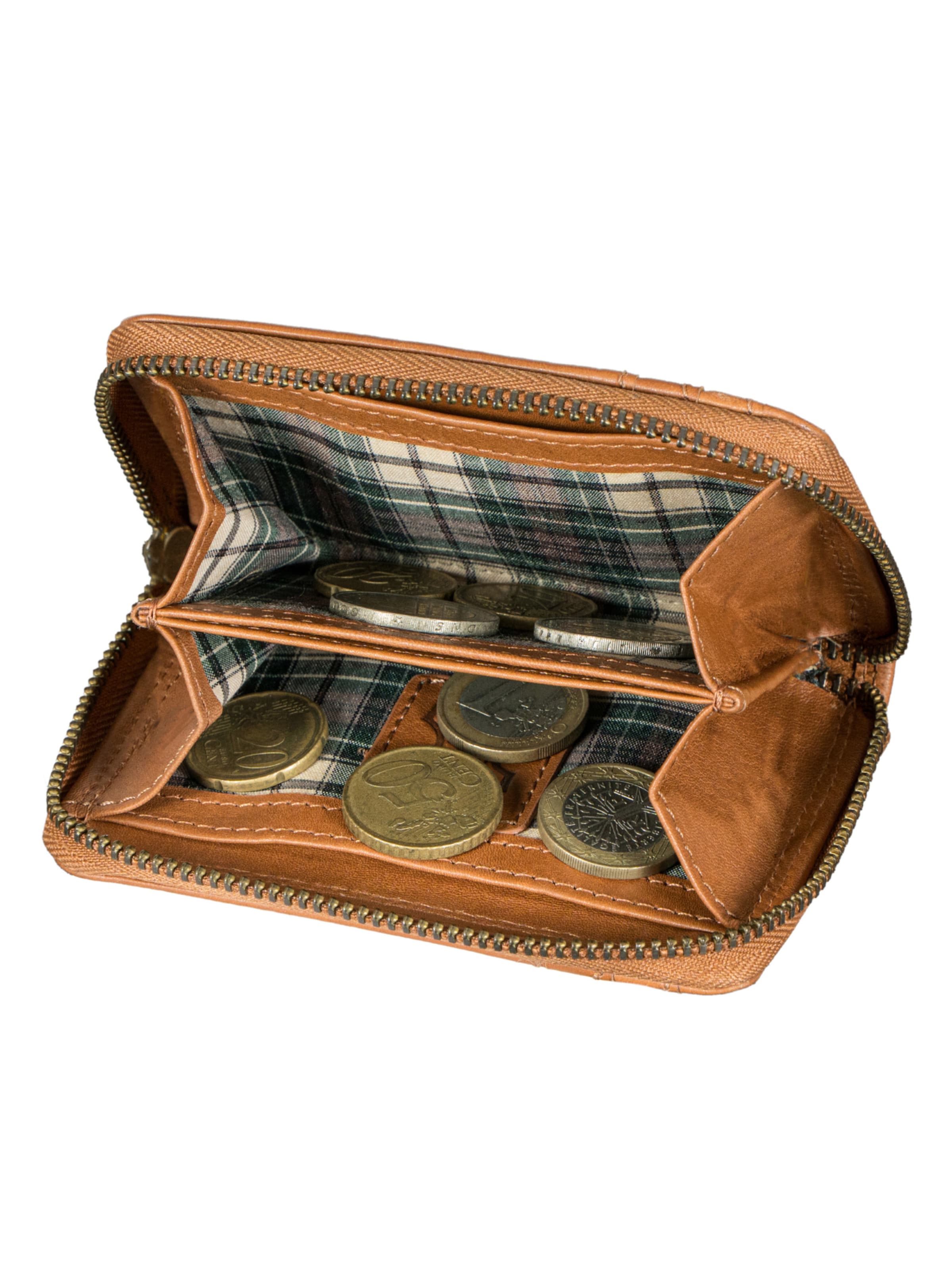 Benthill Wallet in Brown