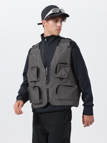 Youthup Sports Vest in Grey