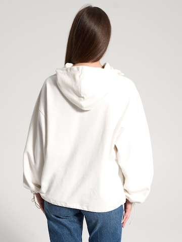 NOWIHT Sweatjacke 'Sabine'‌ in Weiß