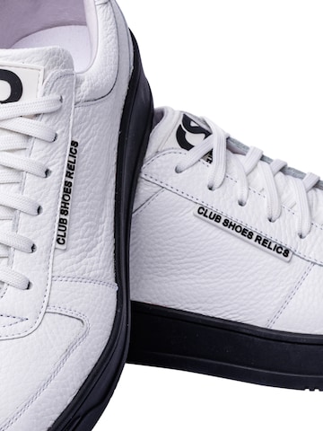 Baskets basses 'Official' Club Shoes Relics en blanc