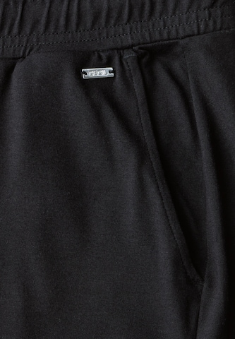 CECIL Loosefit Shorts in Schwarz