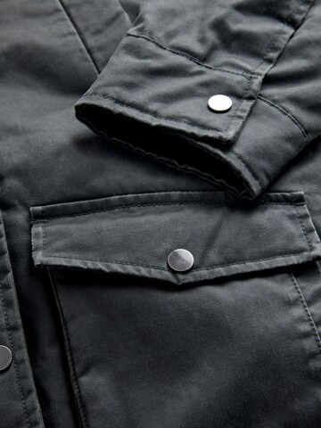 Next Jacke in Schwarz