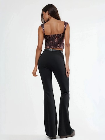 Qu Style - Calças 'Hose' em preto