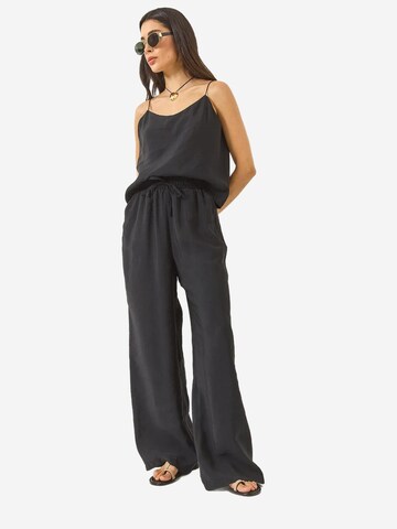 Completo pantalone di Bianco Lucci in nero