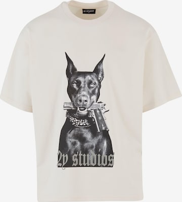 2Y Studios - Camiseta 'Doberman' en blanco: frente