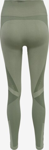 Skinny Pantaloni sportivi di Hummel in verde