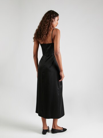 GUESS Kleid 'Sara' in Schwarz