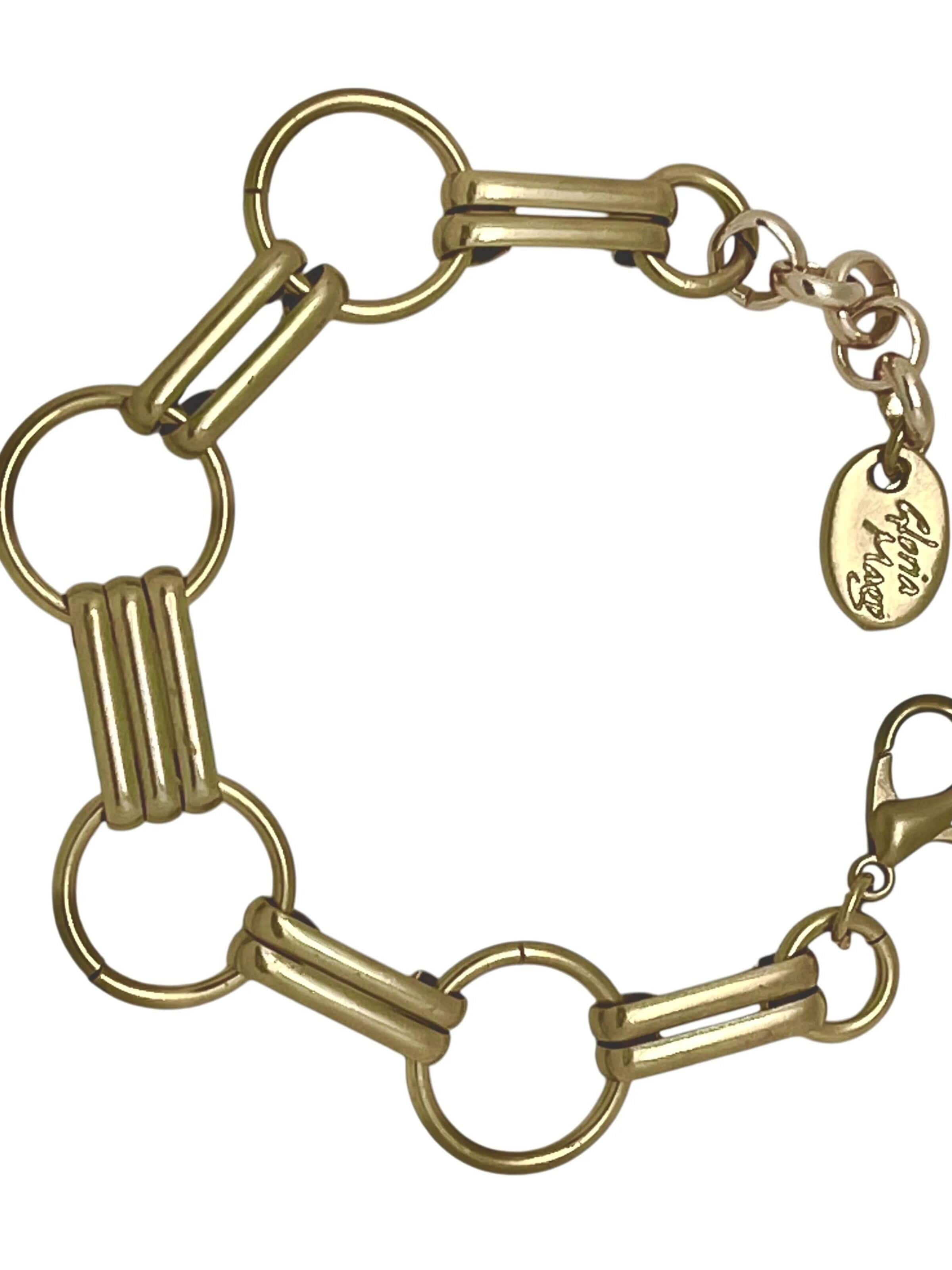 Gloria Mago Bracelet 'Total For U bracelet in brass and gold-plated metal' in Gold: front