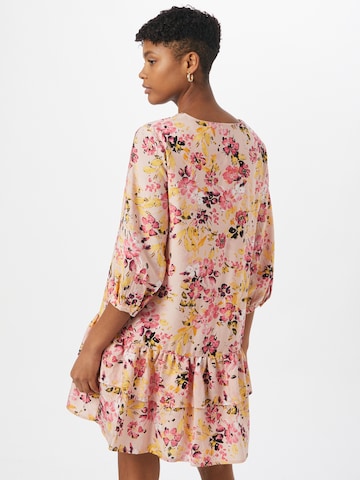 Robe 'GIGI' VERO MODA en rose