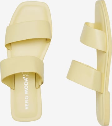 VERO MODA - Zapatos abiertos 'Sun Glow' en amarillo