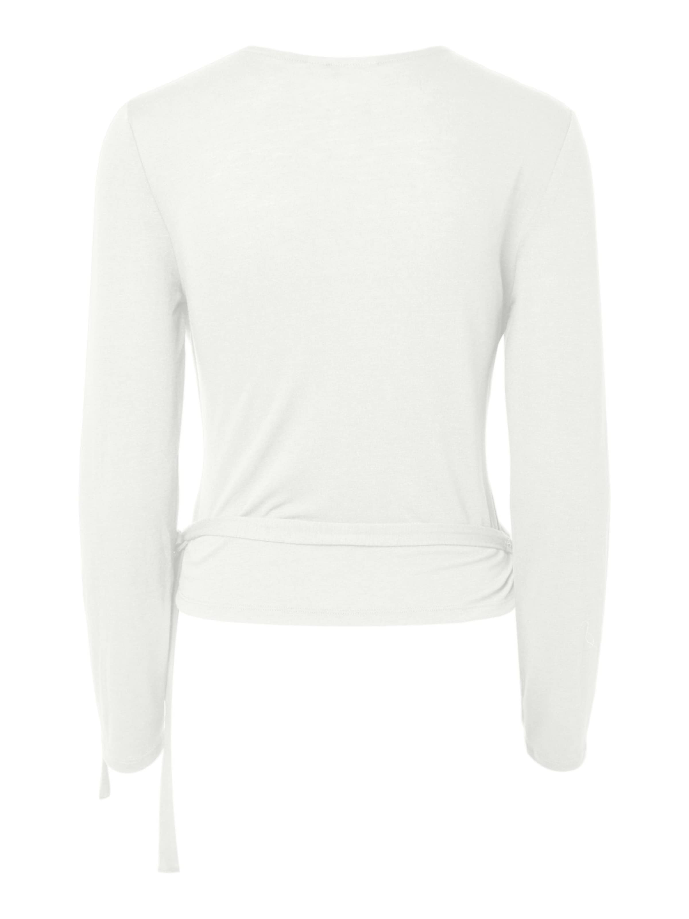 Maglietta di PIECES in bianco