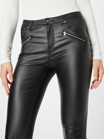 Skinny Pantalon 'Lola Kiko' b.young en noir