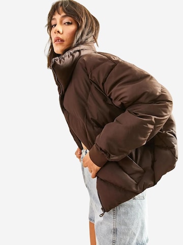 Bianco Lucci - Casaco de inverno em castanho