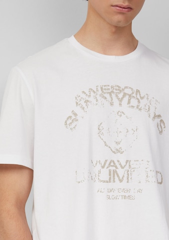 Tricou de la QS pe alb