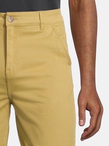 AÉROPOSTALE Slim fit Chino trousers in Yellow