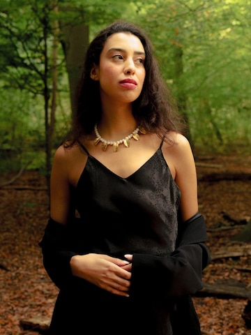 PUABI Necklace 'Ereshka' in White