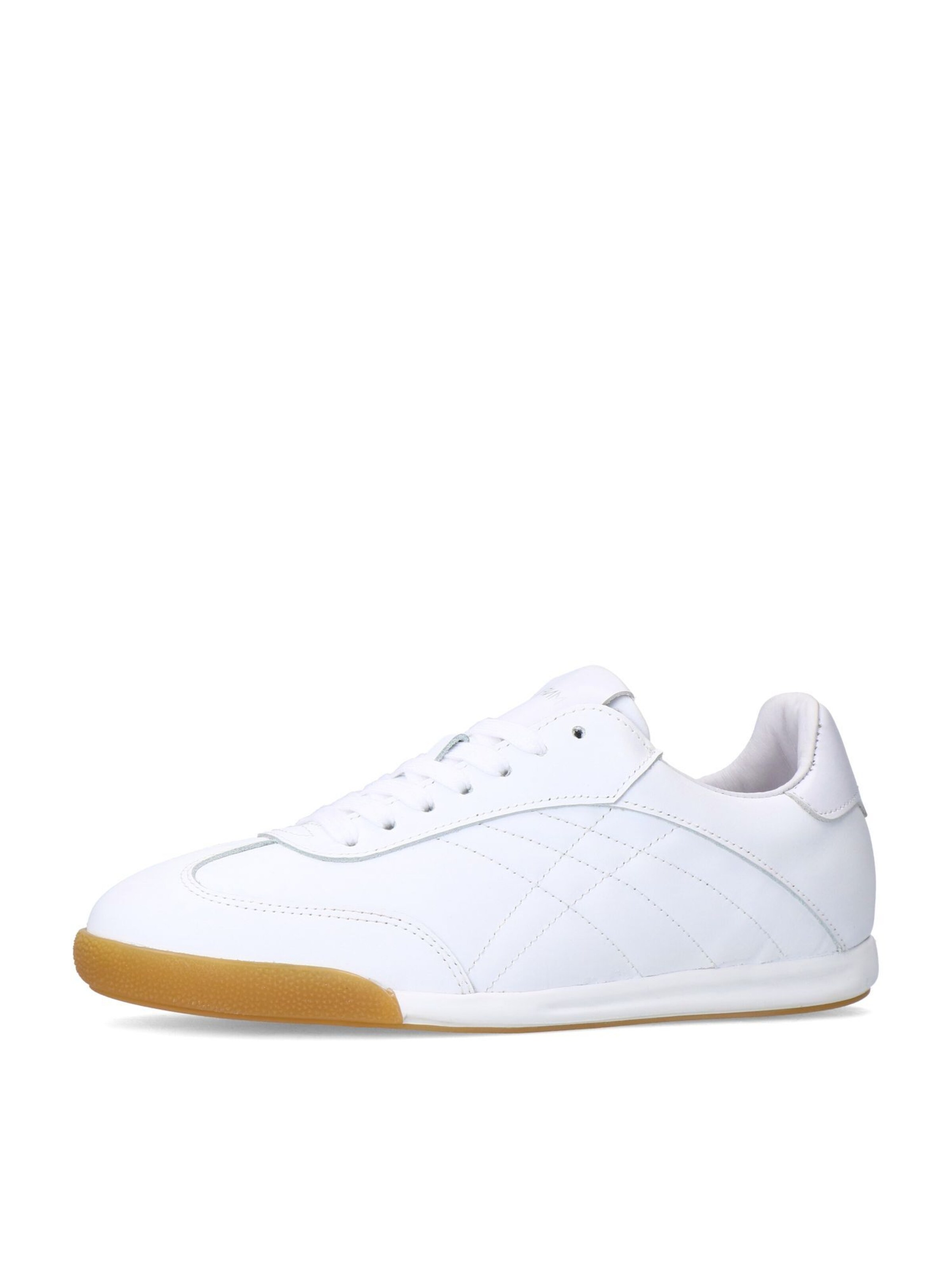 MANFIELD Sneakers in White: front
