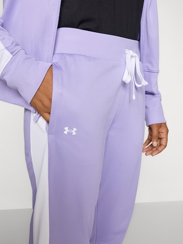 UNDER ARMOUR Скинни Тренировочный костюм в Белый