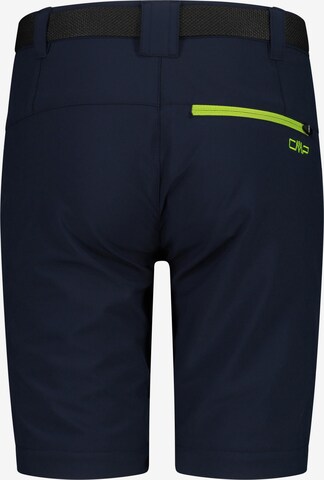 Regular Pantaloni sport de la CMP pe negru