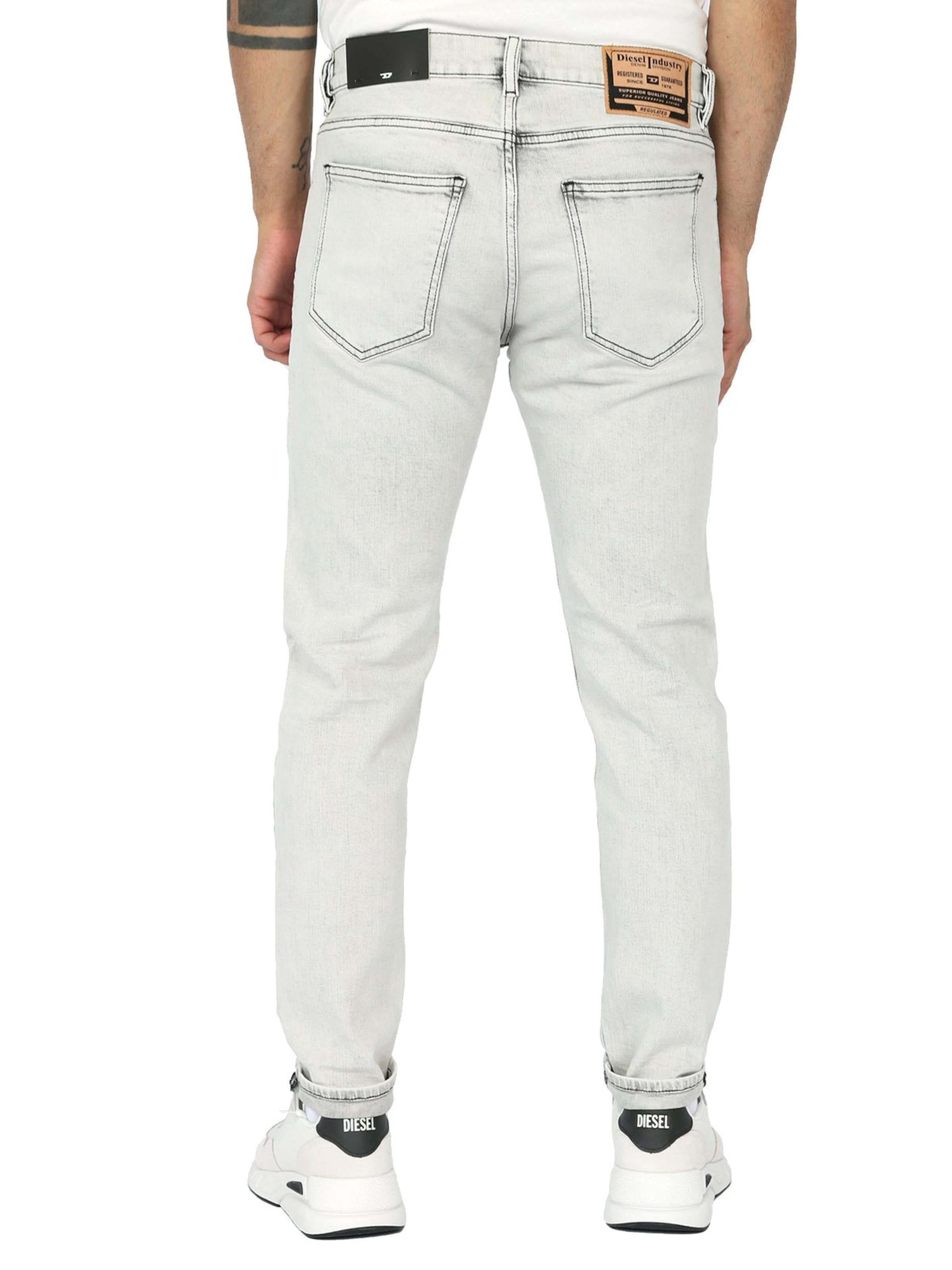 Coupe slim Jean 'D-STRUKT' DIESEL en argent