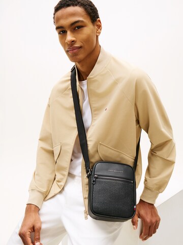 TOMMY HILFIGERTorba preko ramena - crna boja