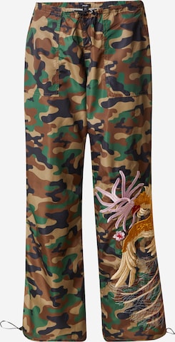 regular Pantaloni cargo di Nasty Gal in verde: frontale