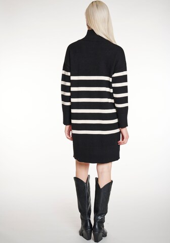 Hailys Strickkleid in Schwarz