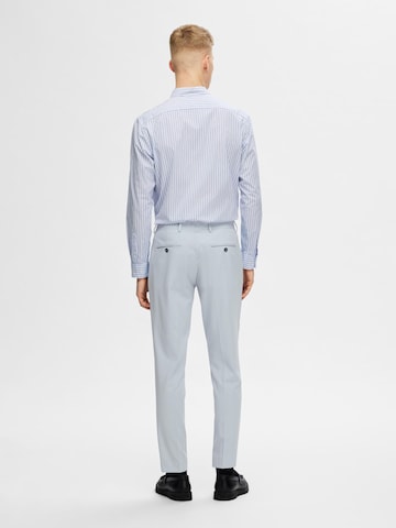 Coupe slim Pantalon à plis SELECTED HOMME en bleu