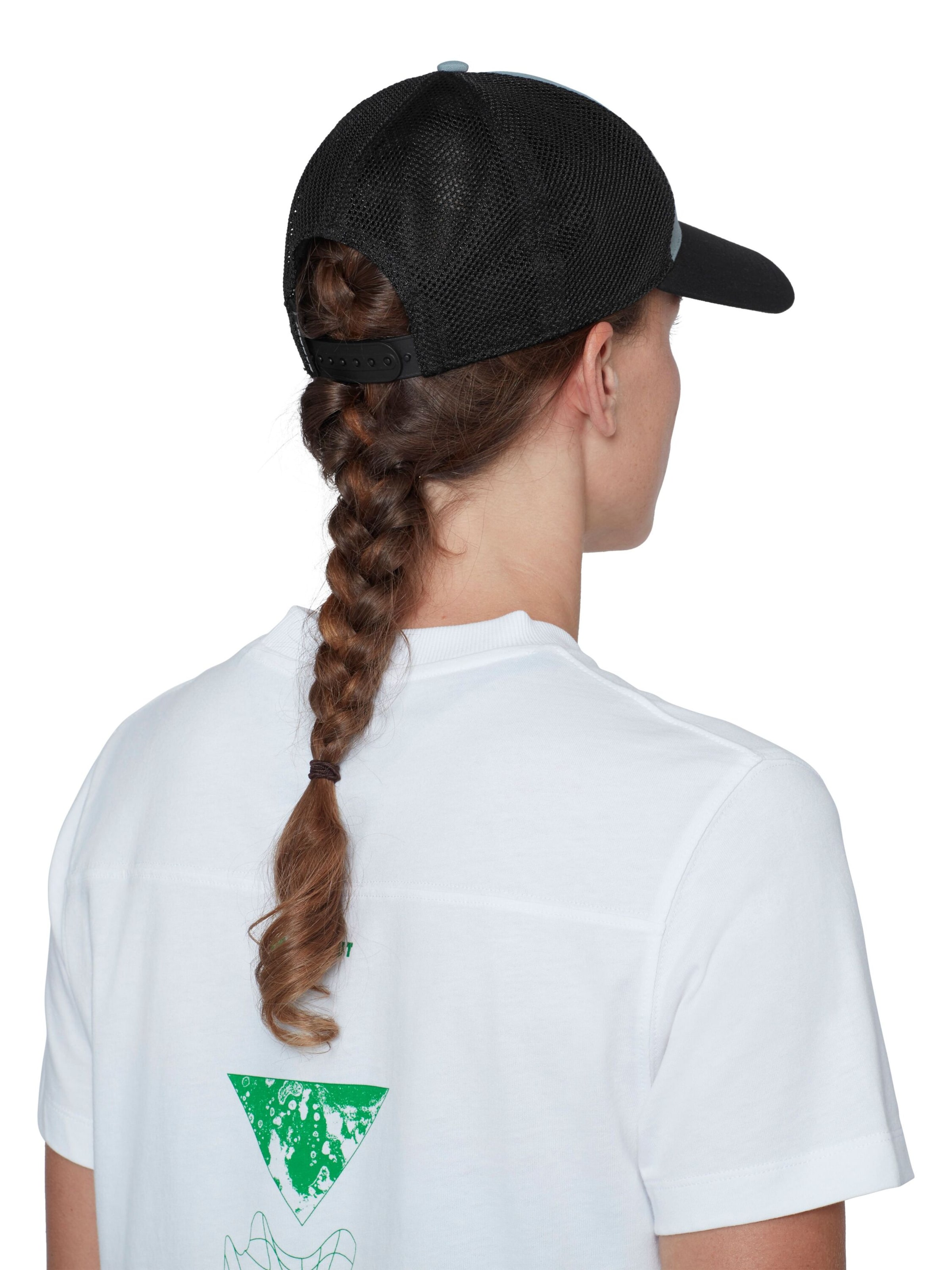 MAMMUT Athletic Cap in Black