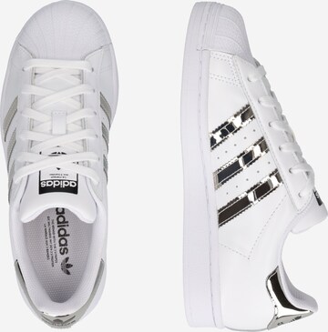 ADIDAS ORIGINALS - Zapatillas deportivas bajas 'Superstar' en blanco