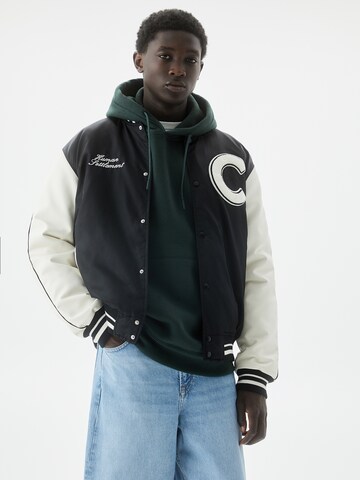 Pull&Bear Jacke in Schwarz: Vorderseite