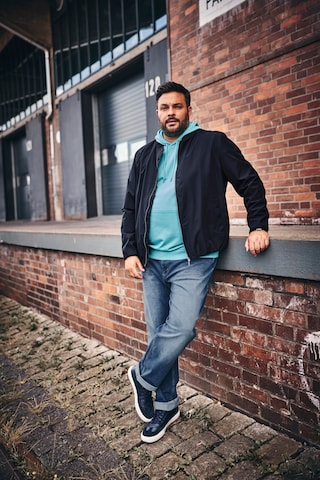 Men Plus Sweatshirt in Grün