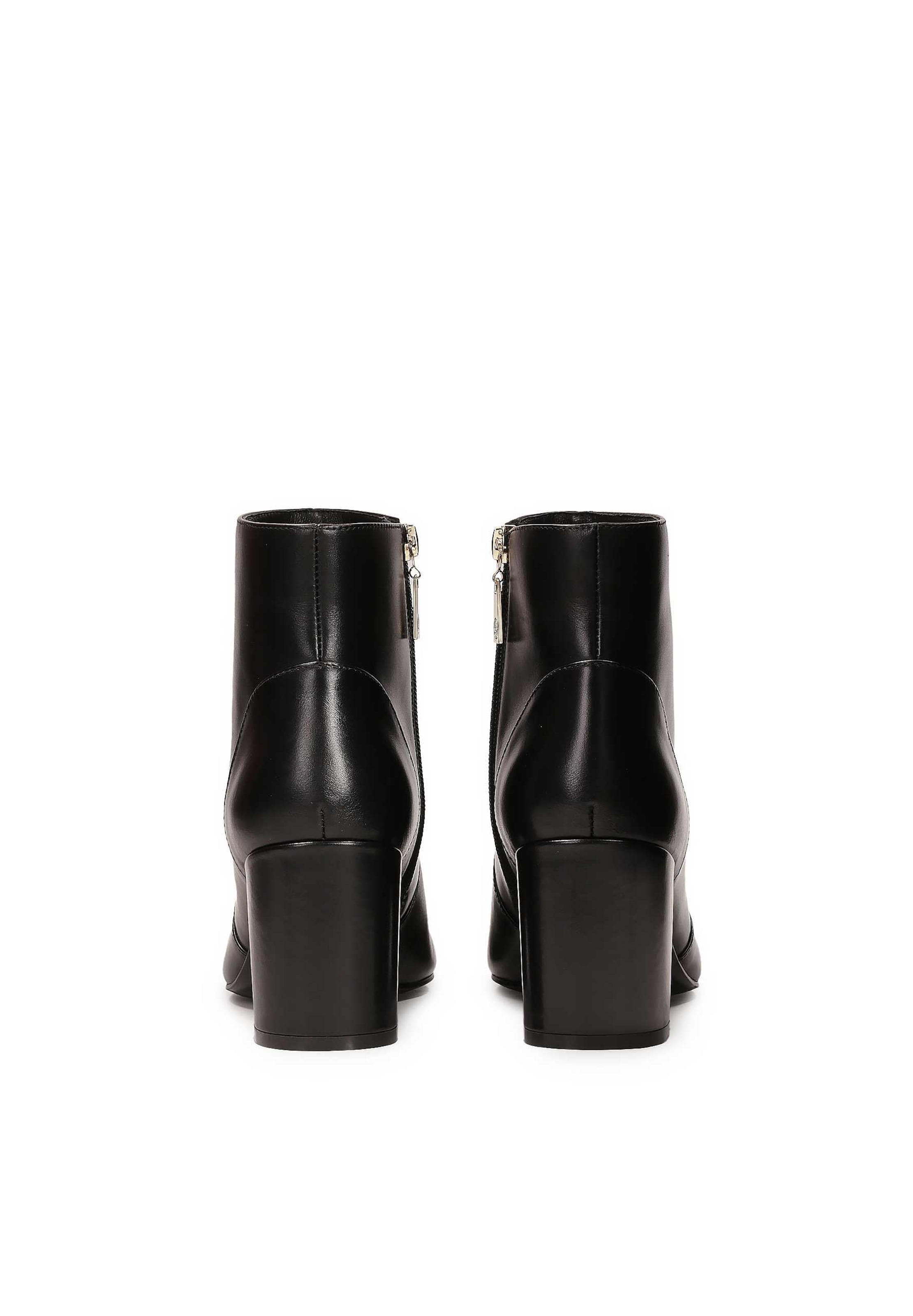 Kazar Botki po kostki w kolorze czarny