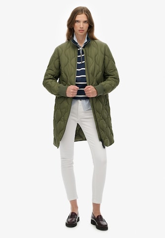 Superdry Tussenmantel in Groen
