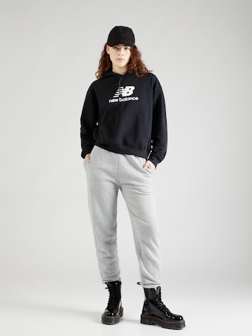 new balance Sweatshirt 'Essentials' in Schwarz