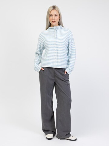 BROKE + SCHÖN Knit Cardigan in Blue