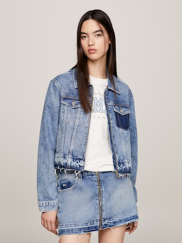 Tommy Jeans Between-season jacket 'Izzie' in Blue: front