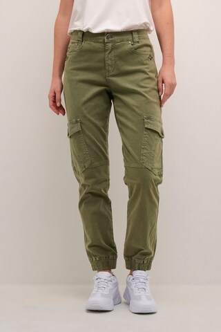 Kaffe Tapered Cargo Pants 'Sarina' in Green