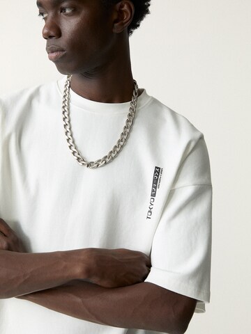 Pull&Bear Shirt in White
