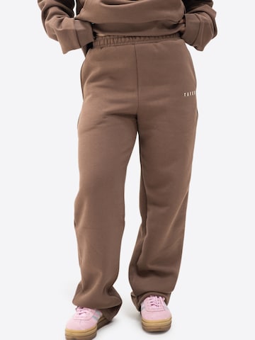 TATES Wide Leg Sporthose in Braun