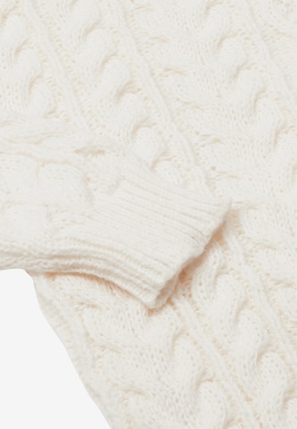 MYMO Sweater in White