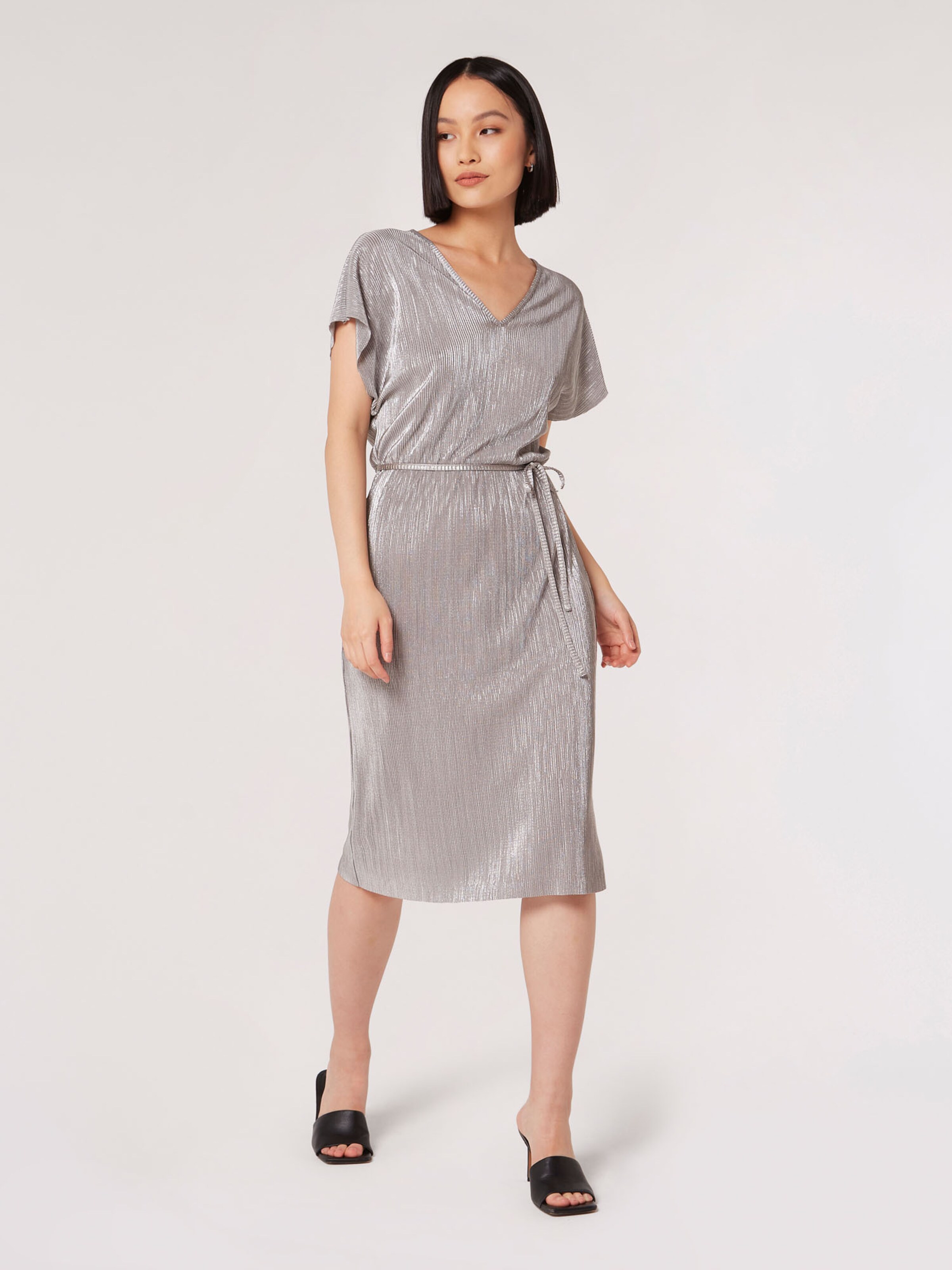 Apricot Cocktail Dress in Silver ABOUT YOU