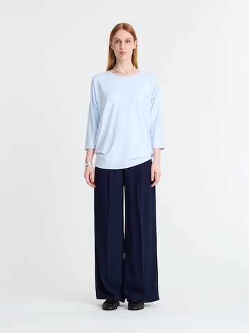 Minx Shirt 'OLIX' in Blue: front