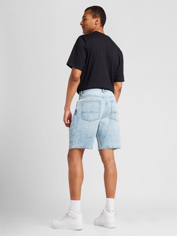 QS Regular Shorts in Blau